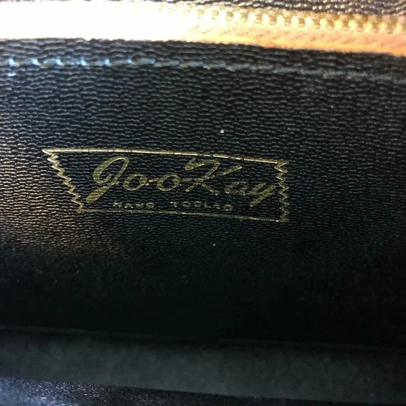 Vintage Leather Purse - Picture 11 of 16